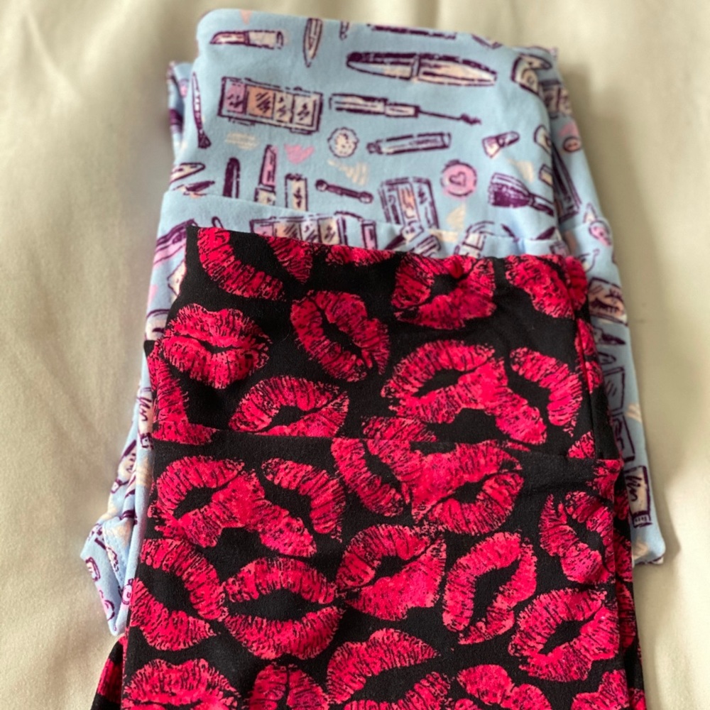 LulaRoe - Valentine and Makeup Leggings